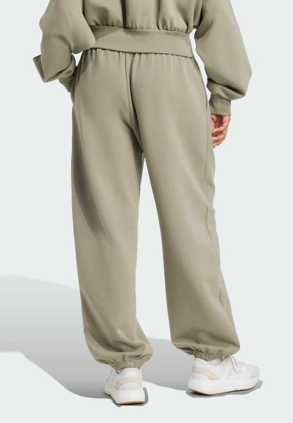 SOFT LUX LOOSE PANT - Tracksuit bottoms - silver pebble2