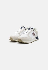 Colmar Originals TRAVIS AUTHENTIC - Sneakers basse - white/navy/khaki