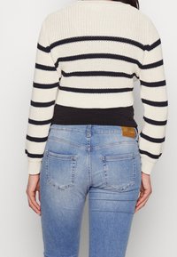 MAMALICIOUS Strickpullover - off-white