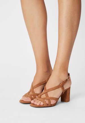 Cosmoparis Sandales - cognac
