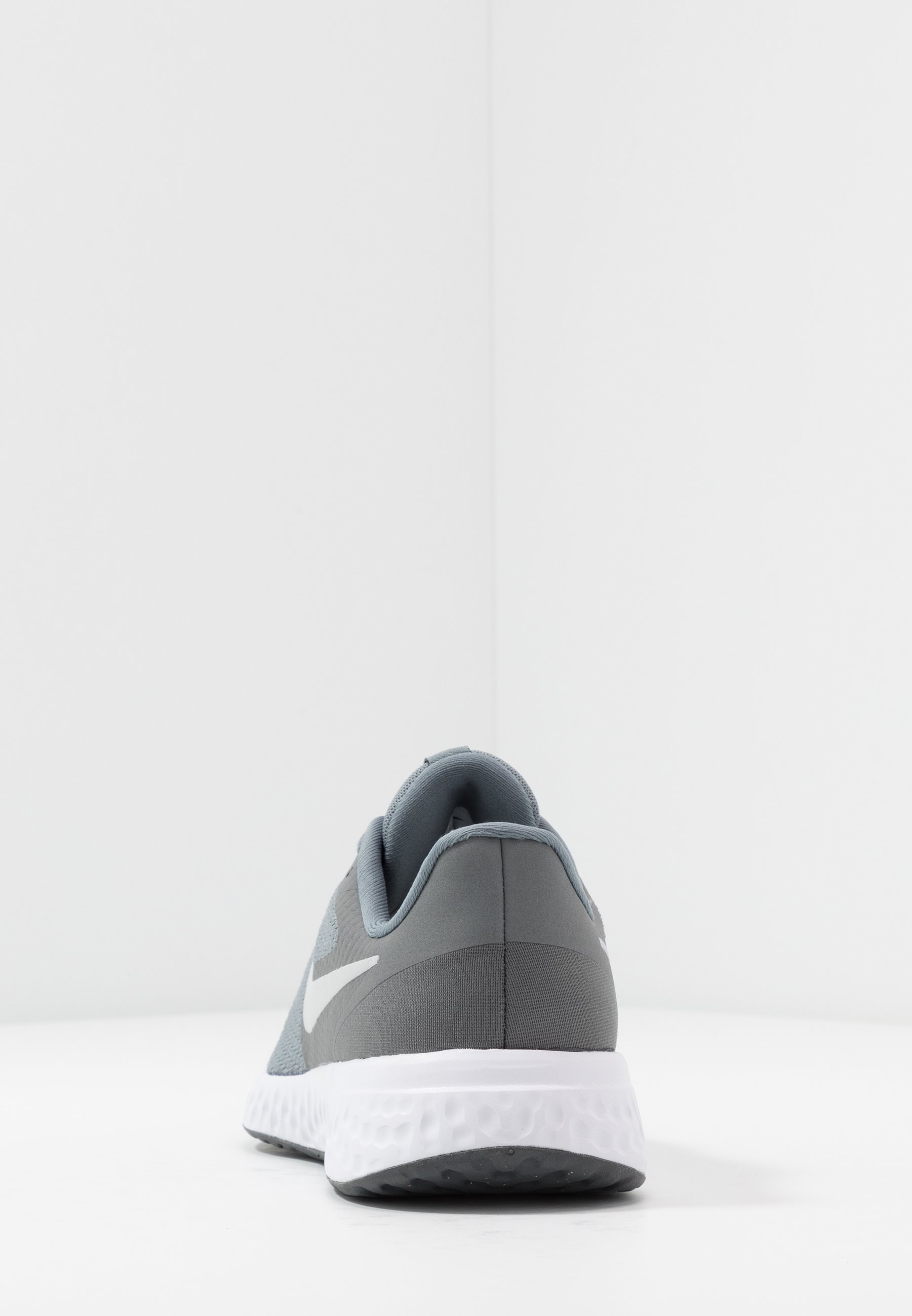 Nike Performance REVOLUTION 5 UNISEX - Neutral running shoes - cool  grey/pure platinum/dark grey/grey - Zalando.co.uk