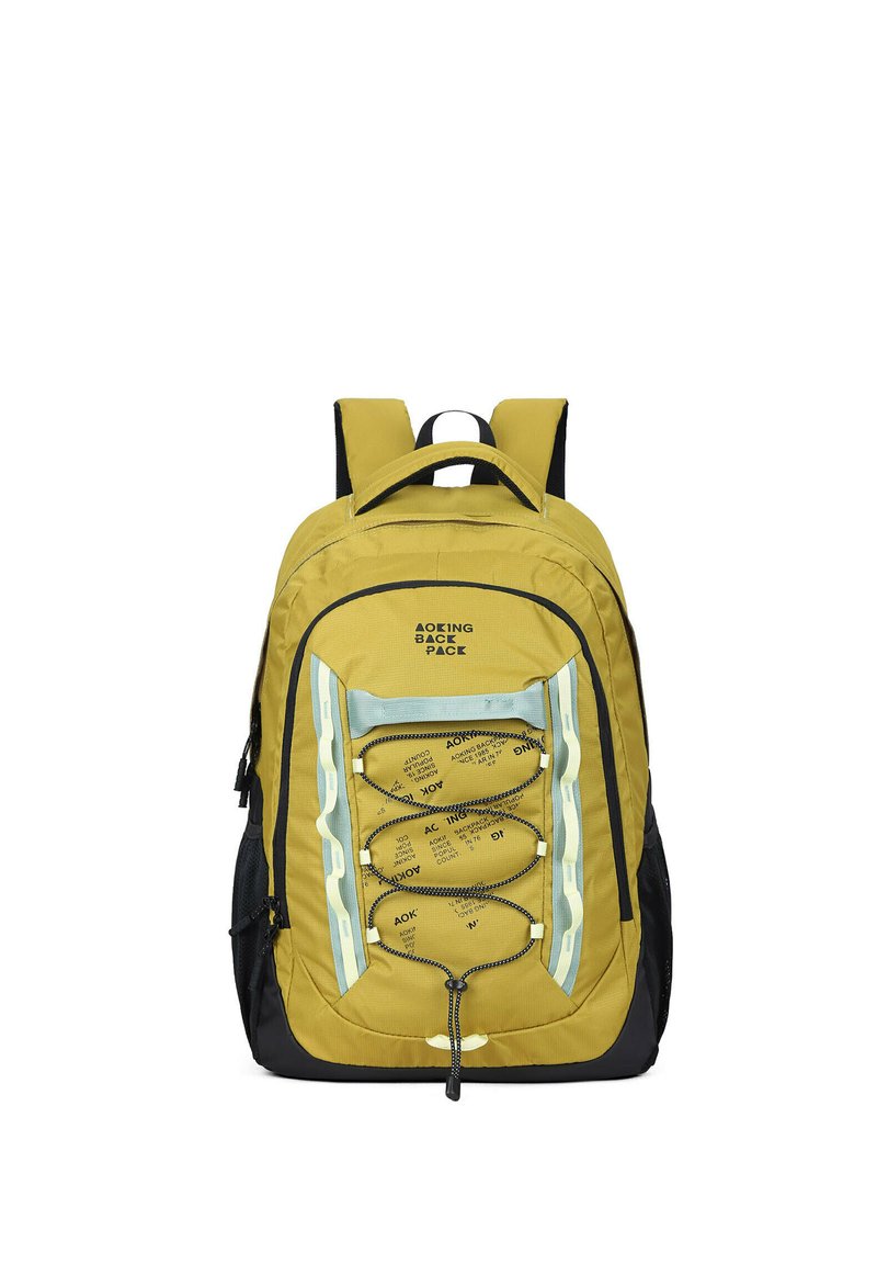 Geel en zwarte rugzak met een voorste bungee koordensysteem, mesh zijzakken en een gladde stoftextuur met logo-detail.