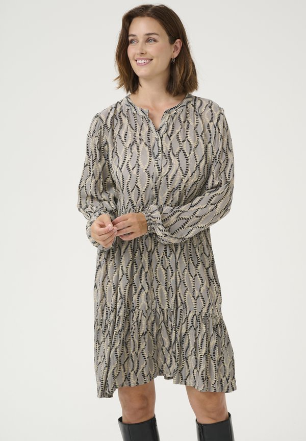 KAEVITY AMBER - Blusenkleid