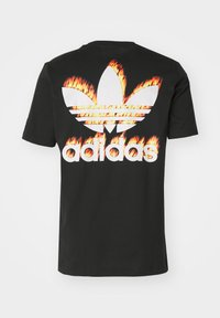 adidas Originals Potiskana majica - black