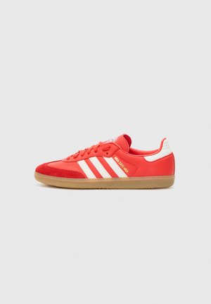 SAMBA LICENSED UNISEX - Football Boots Indoor - red/white