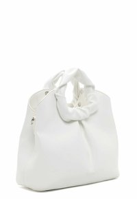 Balta roka soma, izgatavota no gludas sintētiskas vielas, ar savelkamu augšu un strukturētu korpusu, ar smalkiem metalizētu akcentu elementiem.