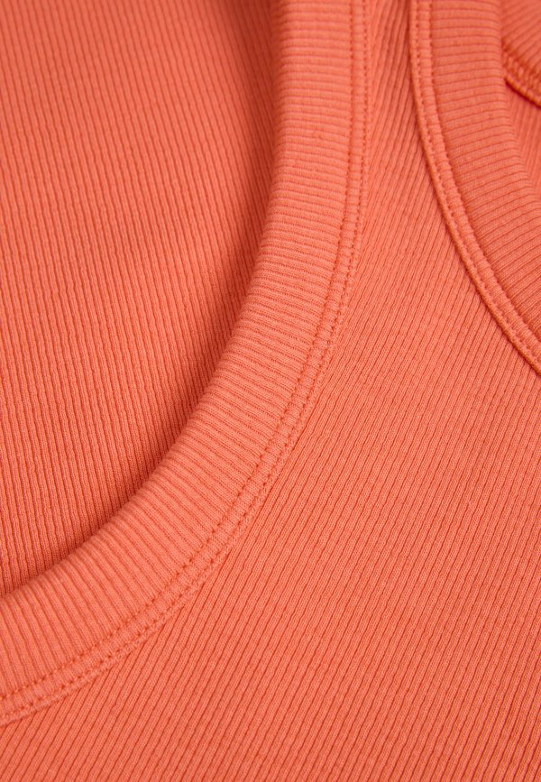 JXFOREST TANK - Top - peach echo3