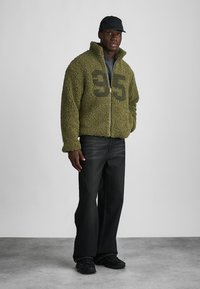 MISBHV - Kurtka z polaru