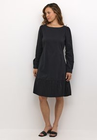 CUBEATE ANTOINETT - Vardagsklänning - black — klänning med fickor från Zalando