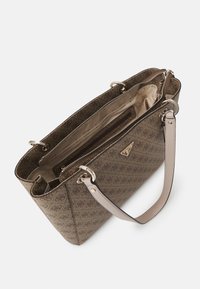 Guess NOELLE TOTE - Ručna torba - latte