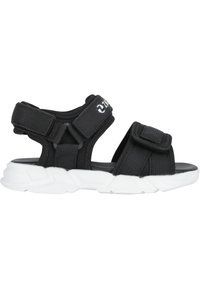 Sorte atletiske sandaler med justerbare stofremme, en tekstureret indersål og en hvid gummisål med en polstret design.