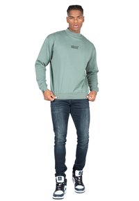 Wrong Friends BIRMINGHAM  - Sudadera - green