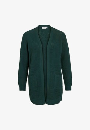 Zaļš adīts džemperis ar brīvu piegriezumu, atvērtiem priekšējiem galiem un divām priekšējām kabatām. Iezīmējas ar ribotām piedurknēm un rakstainu faktūru visā virsmā.