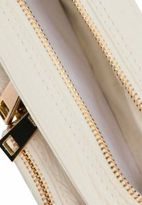 Núnoo CLASSIC - Schoudertas - biege gold