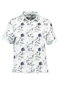 Krátký rukáv, košile na knoflíky v bílé barvě s černým potiskem krajiny, který zahrnuje palmy a kopce, vyrobená z lehkého materiálu.