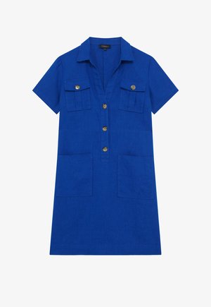 Short-sleeve blue linen dress featuring a collar, button closure, two chest pockets, and two lower pockets. Smooth texture, casual design.