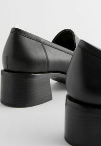 Next FOREVER COMFORT SQUARE TOE LOAFERS.  - REGULAR FIT - Classic heels - mottled black
