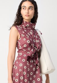 Heathe ADETOLA DRESS - Maksi garuma kleita - burgundy