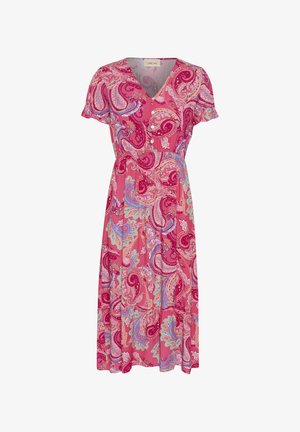 Roza paisley obleka s kratkimi rokavi, V-izrezom, gumbi in tekočim materialom, ki prikazuje zapletene vzorce v modrih in belih odtenkih.