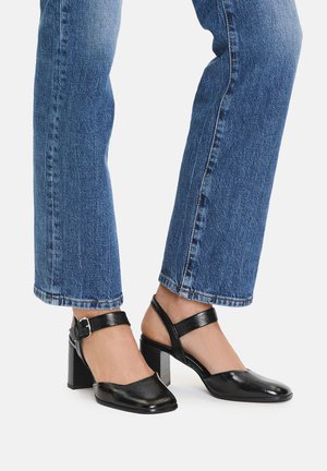 WITH A BLOCK - Sandalias de tacón - black