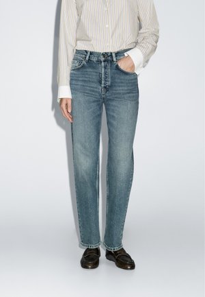 - Jeansy Straight Leg