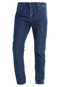 Mörkblå denimjeans med rak benklippning, femficksdesign, lätt blekning och knäppning med knapp.