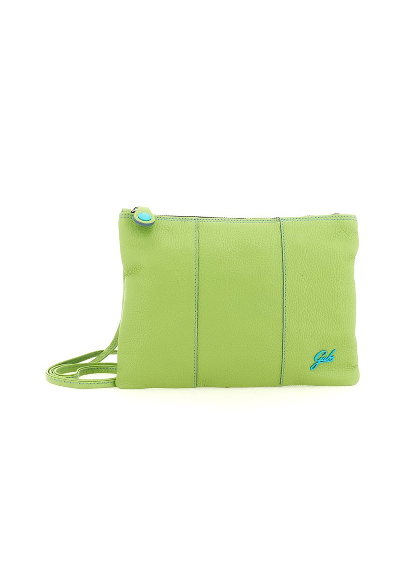 Piccola borsa crossbody rettangolare di pelle verde lime con chiusura a zip e logo "Gabs" blu in basso a destra sul fronte.