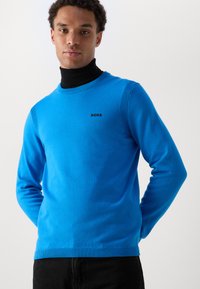 BOSS EVER - Pulover - open blue