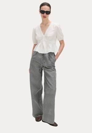 Marks & Spencer, WIDE, jasnoszary