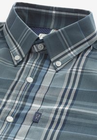 Blauw-wit geruite short-sleeve shirt, van katoen, met een button-down kraag, witte knopen en een klein logopatch nabij de zoom.