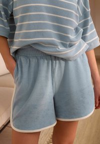 Next REGULAR FIT - Lühikesed püksid - blue