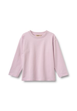 Helllila langärmliges Baumwollhemd mit rundem Ausschnitt, einfachem Design und sichtbarem Wheat-Markenetikett im Kragen.