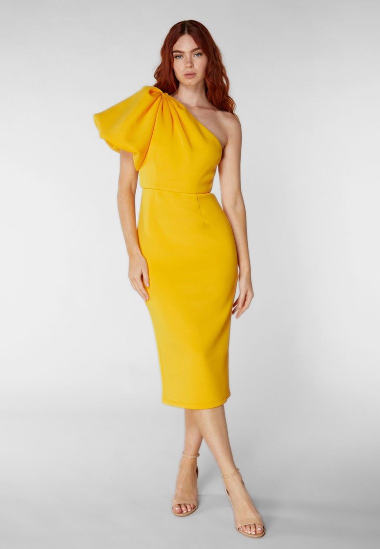 Jarlo Cocktailjurk geel Jarlo Cocktailjurk geel