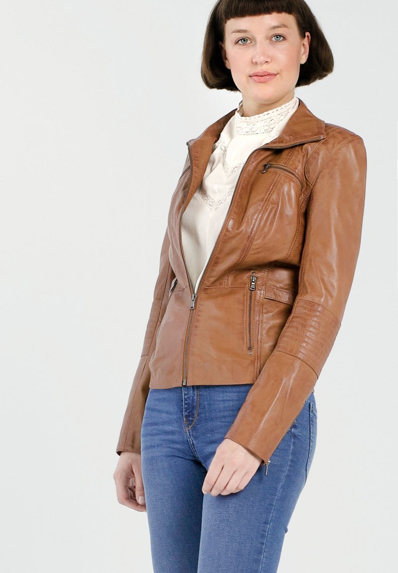 NO N4ME Lederjacke - cognac braun