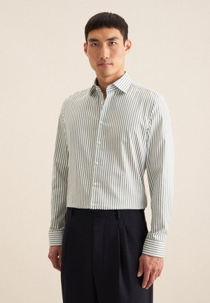 Shirt - green
