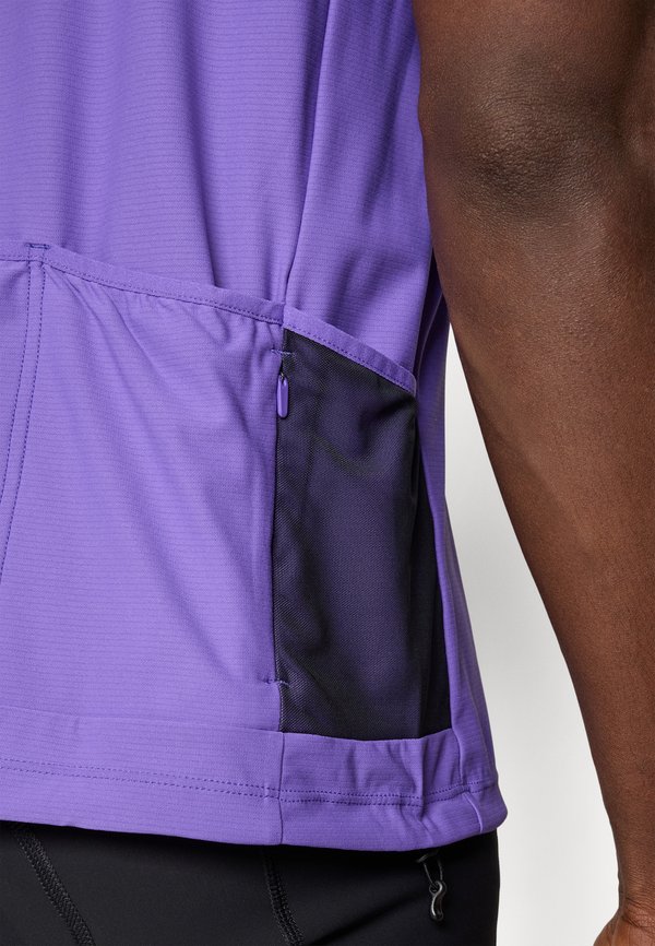 CREW NECK EXPLORER  - Sports T-shirt - afterparty4