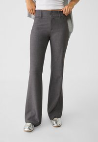 FORMAL BELL BOTTOM - Tygbyxor - dark grey