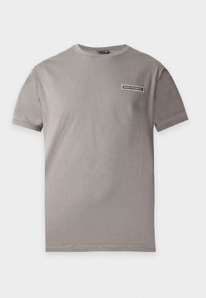 EA7 Emporio Armani, TRAIN LOGO SERIES TEE TAPE - Basic T-shirt - cloudburst