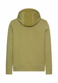 Olijfgroene hoodie met een zachte textuur, platte naden en een ronde zoom. De achterkant toont een naadloze bevestiging van de capuchon.