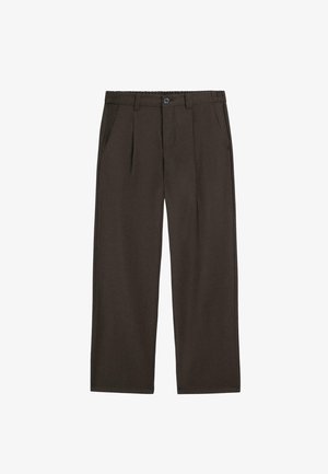 Pantaloni marrone scuro a gamba dritta con vita elasticizzata, passanti per cintura, chiusura con bottoni e tasche laterali, mostrati su sfondo bianco.