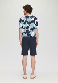 QS Pantalones deportivos - tiefblau