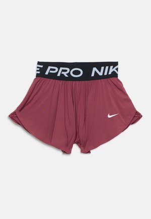 Μπορντό αθλητικό σορτς Nike Pro με άνετη εφαρμογή και μαύρη ελαστική μέση με λευκό λογότυπο Nike.