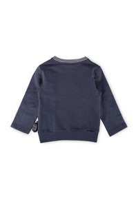 Felpa a maniche lunghe per bambini di colore blu navy con vita a coste e colletto a girocollo a righe su sfondo bianco.
