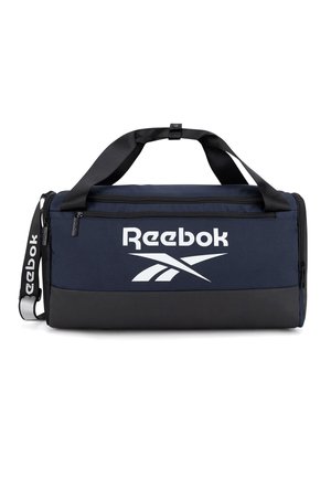 Bolsa deportiva Reebok azul marino y negra con compartimentos con cremallera, asas negras y correa ajustable para el hombro con la marca Reebok.