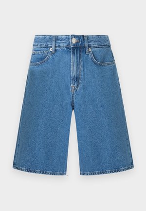 Only & Sons, ONSREMI WIDE BOX - Farmer rövidnadrágok - medium blue denim