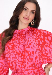 faina Overal - rose