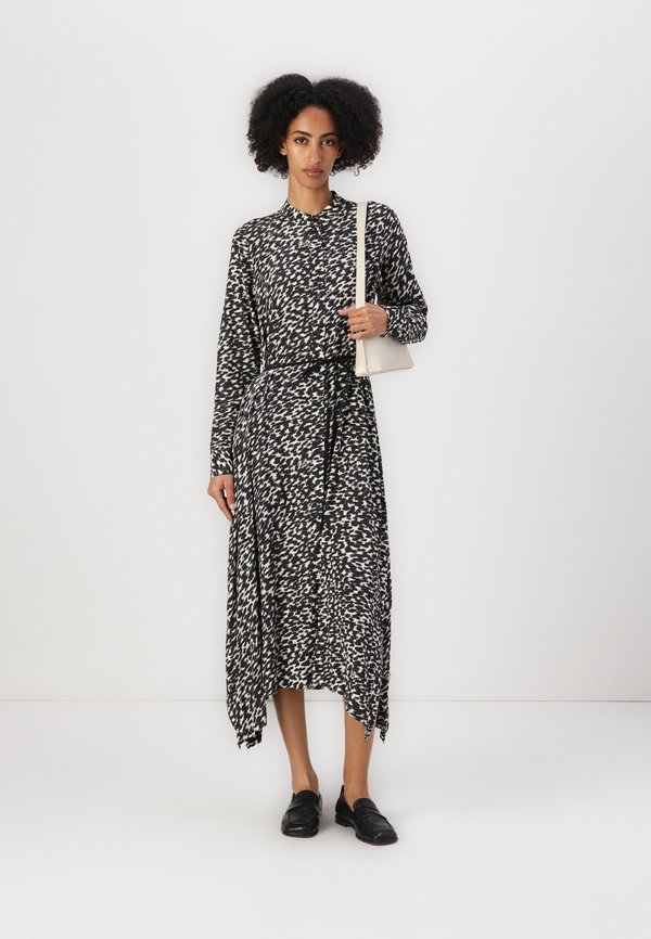 DEFNE  - Day dress - open beige2