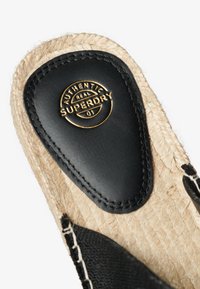 Superdry & Co CROSS STRAP  - Sandalias planas - black