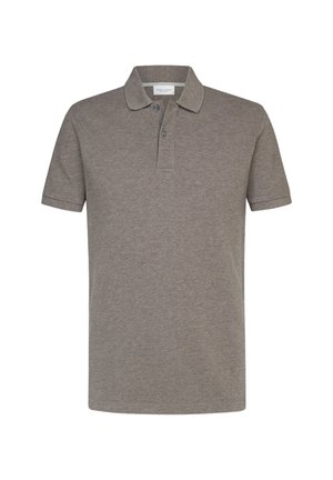 Camisa polo marrón hecha de un tejido suave. Presenta un cuello con solapa, mangas cortas y una tapeta de dos botones. Diseño simple sin patrones.