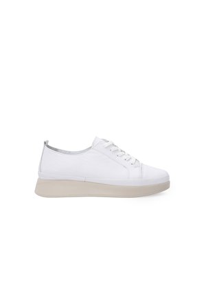 White low-top sneaker with beige thick sole and white laces, shown in profile on a white background.